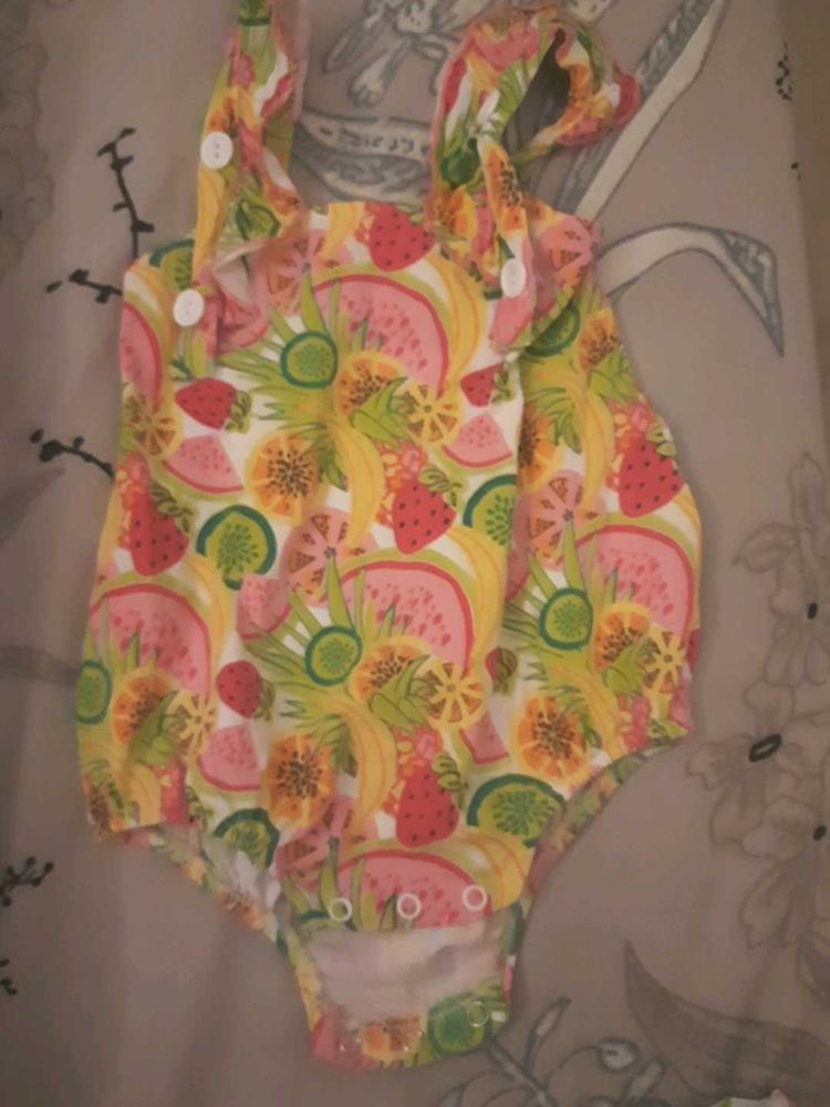 Beautiful Onesie For Baby Age 6-9 Months