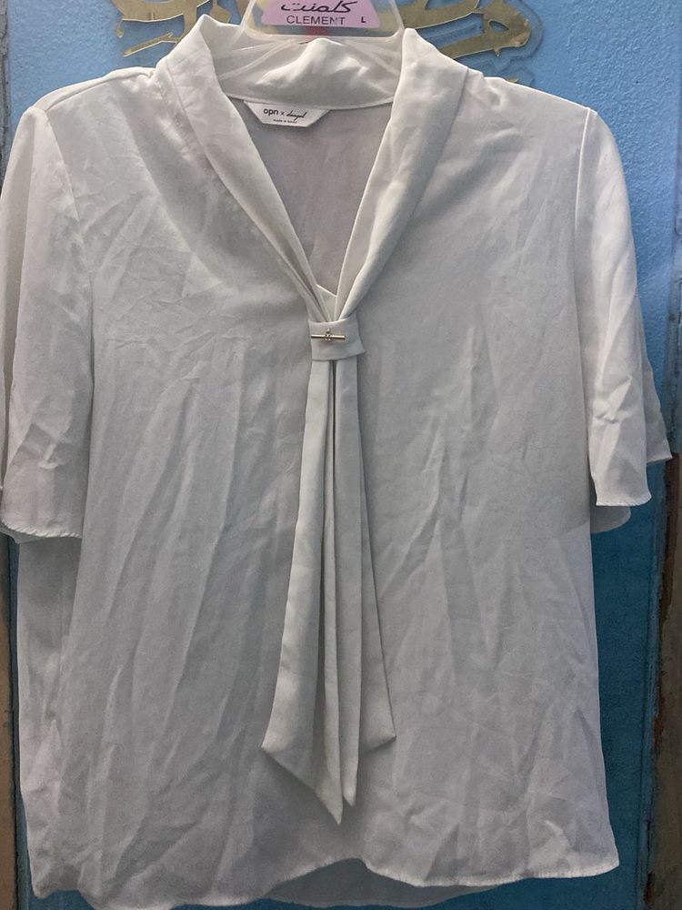 Elegant White Tie-Neck Blouse