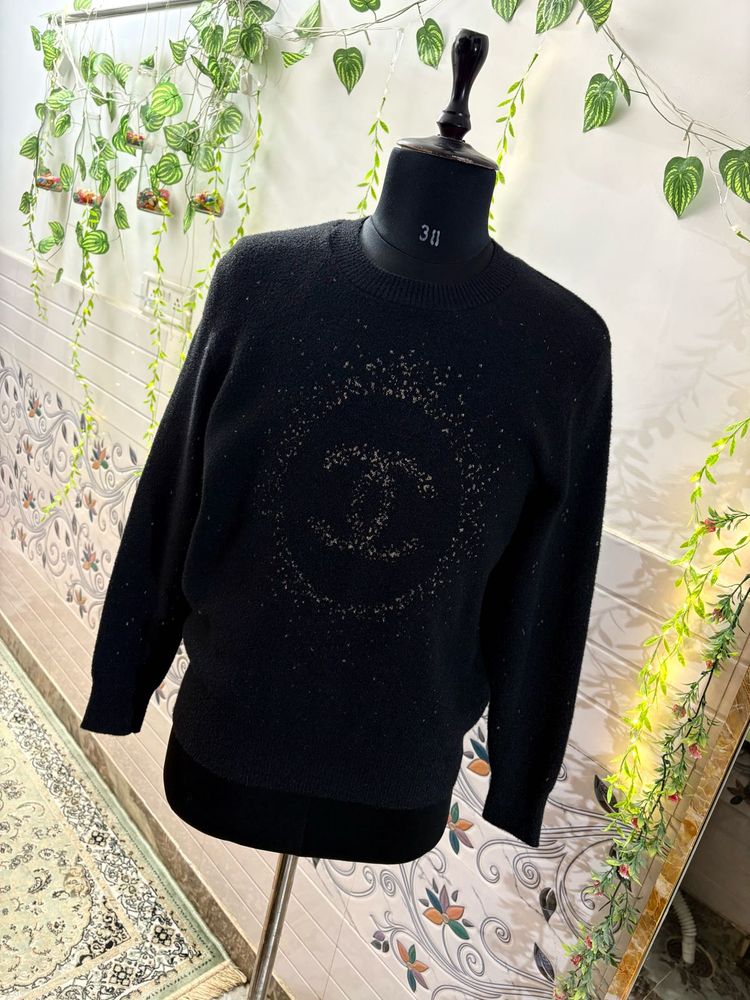 Chanel Black Sweater For Her😍