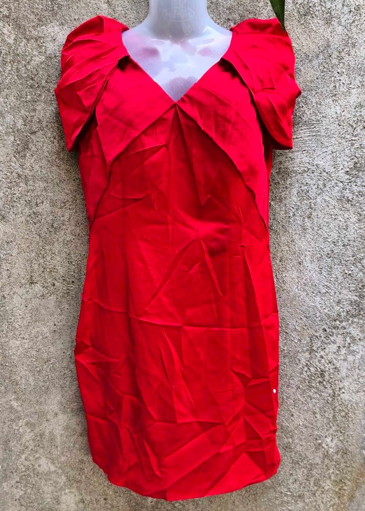 10.26.1 SEXY VERO MODA DRESS