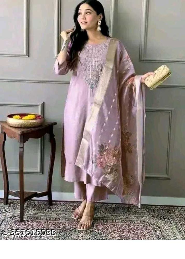 Elegant Lavender Salwar Kameez