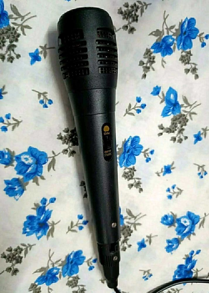 Black Microphone (100 Percent Working)