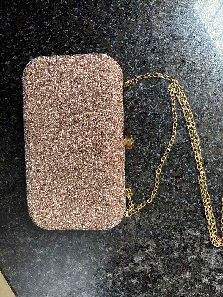 Shiny Clutch