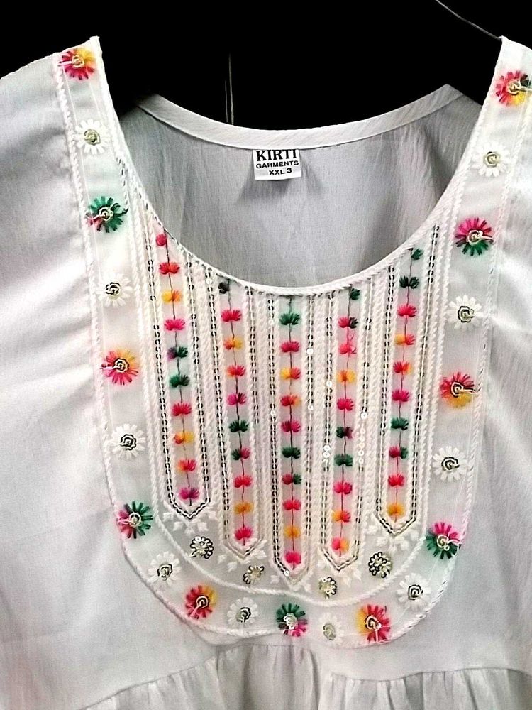 Embroidered White Kurti
