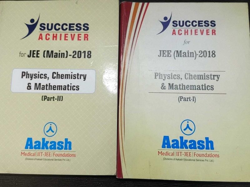Aakash JEE Main 2018  Practice Books