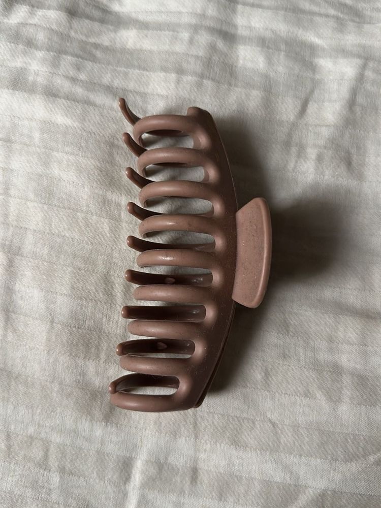 Mauve Hair Claw Clip