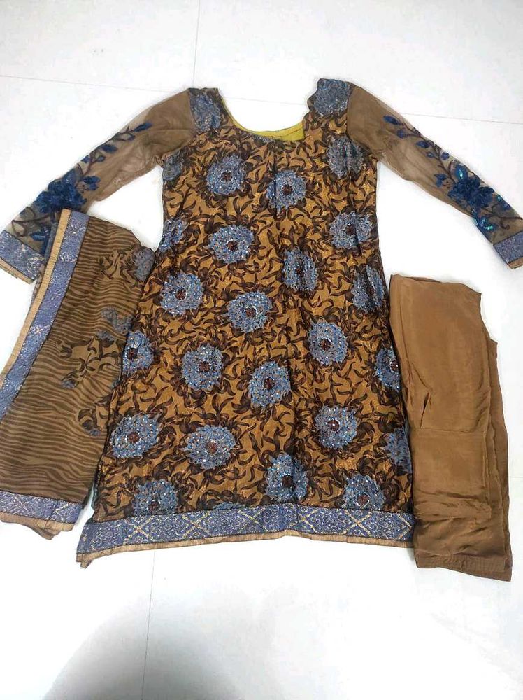 Large Size Heavy Work Long Sleeves Kurta +dupatta