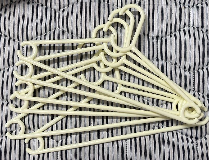 6 Hanger Set