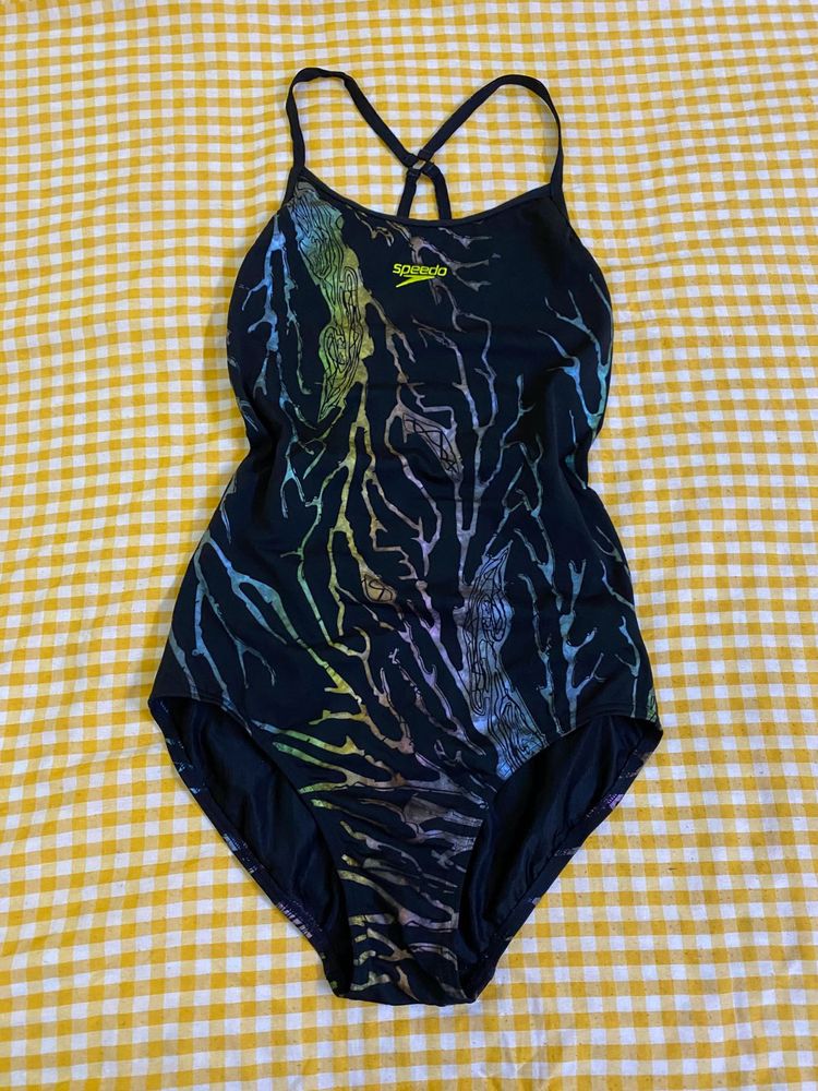 Speedo Swimsuit Bust 34-36