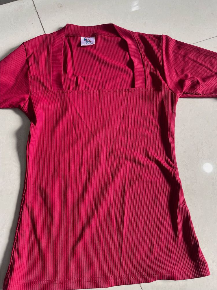 Maroon Square Neck Fitted Top
