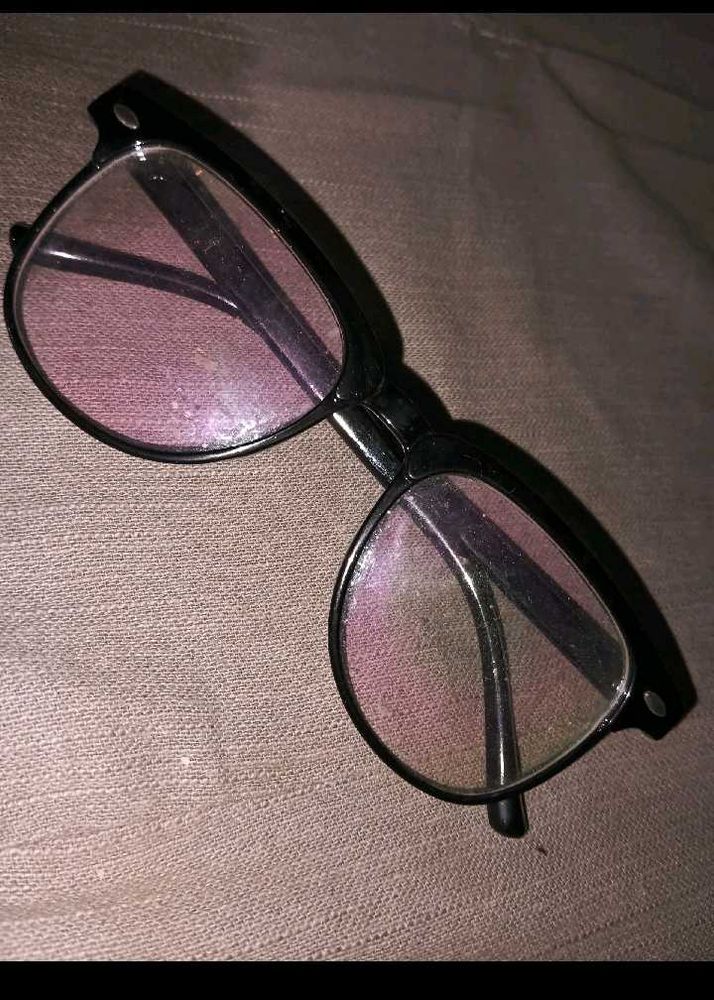 BLACK STYLISH ZERO POWER GLASSES!
