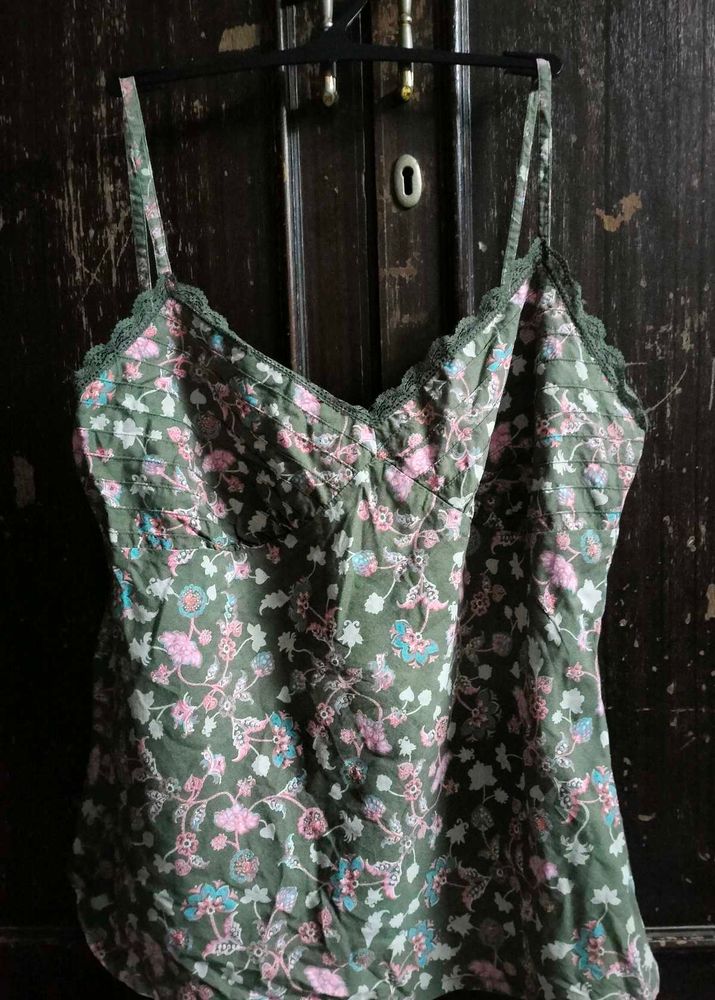 Pretty Top🤍