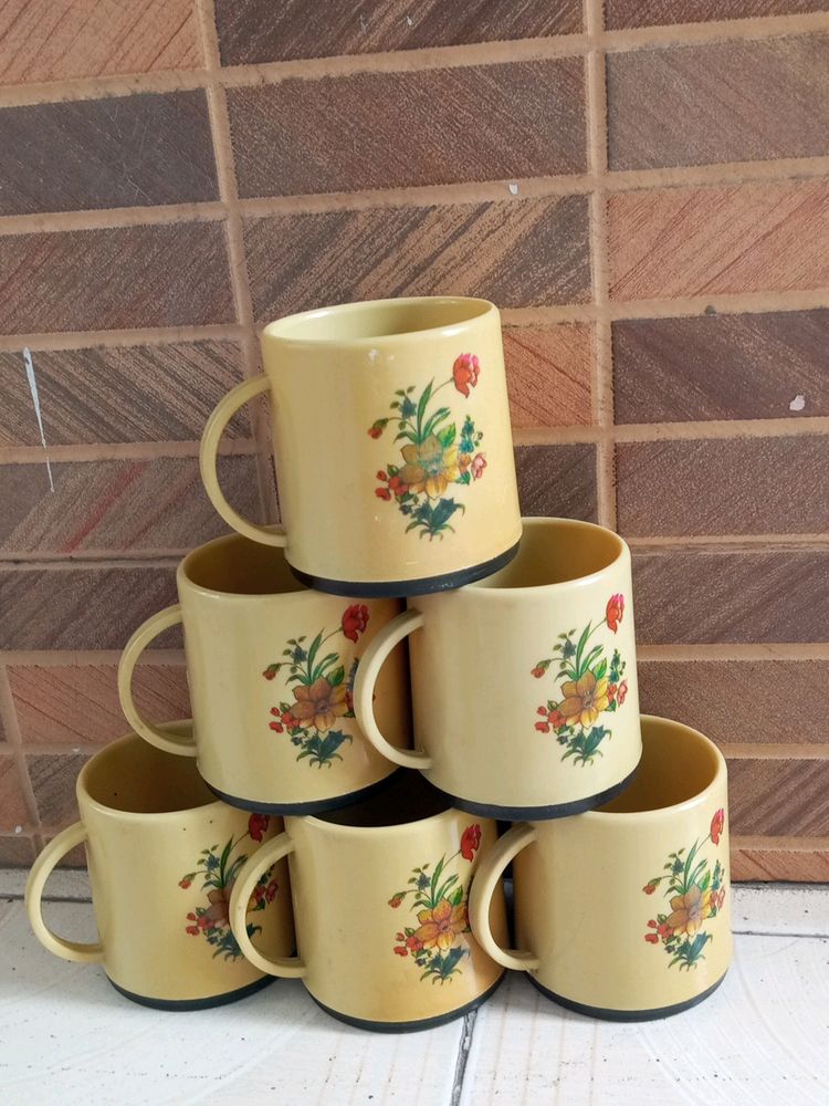 Price Drop!! 📢📢6 Pcs Plastic Teacups