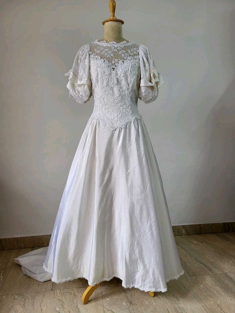 Vintage Lace Wedding Gown