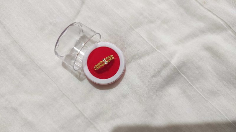 Uma Gold Finger Ring For Women