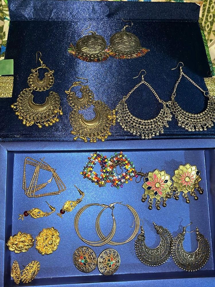 Giveaway Earring Collection Of 12