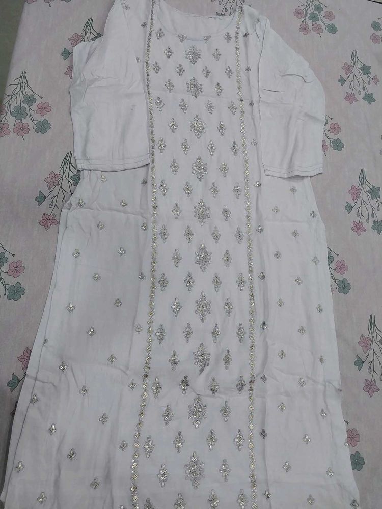 Kurta With Embroidery