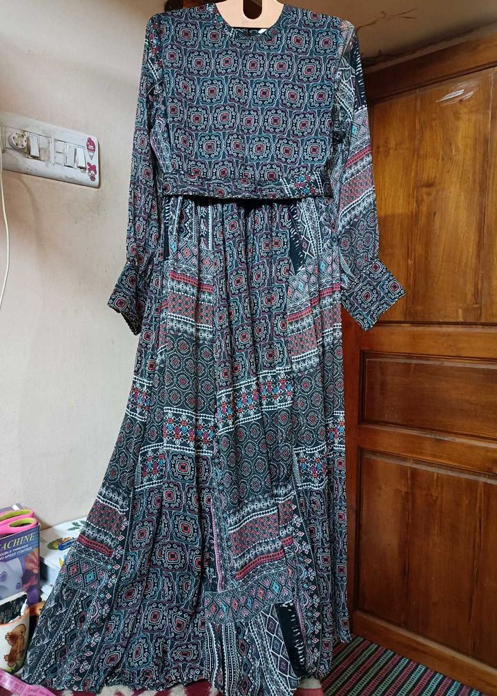 PATTERNED MAXI DRESS
