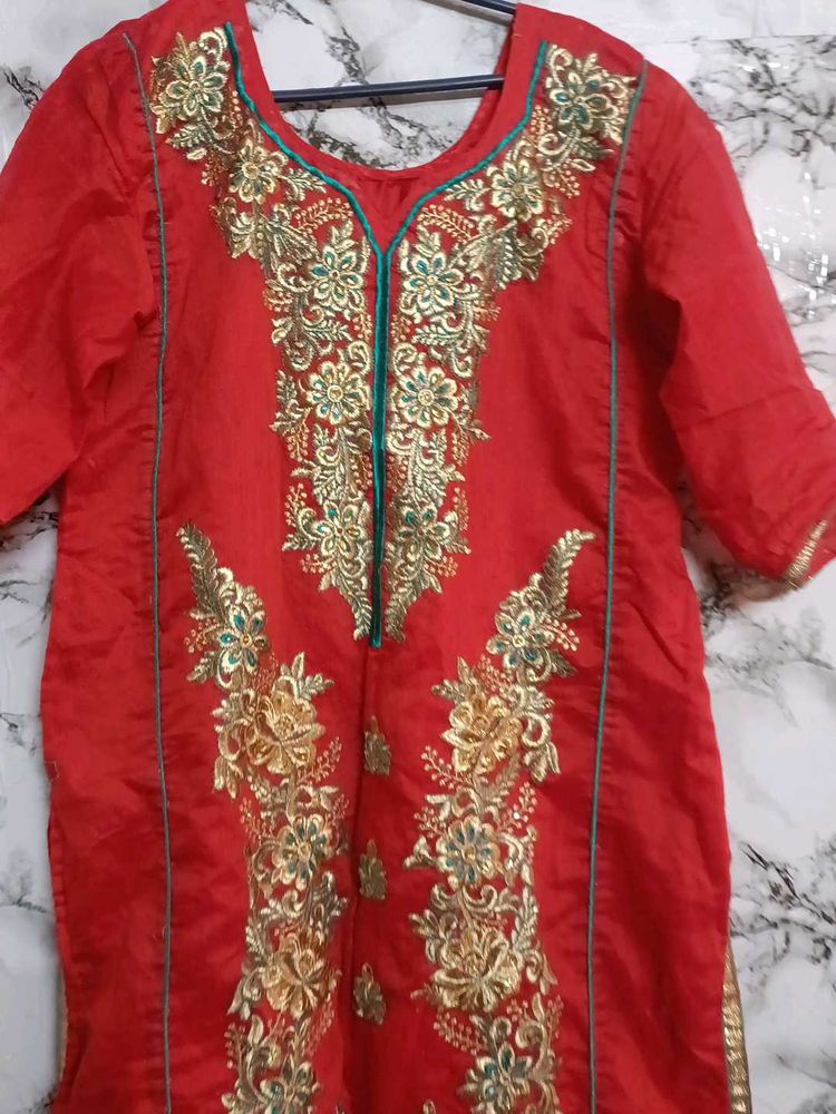 Embroidered Red Kurta