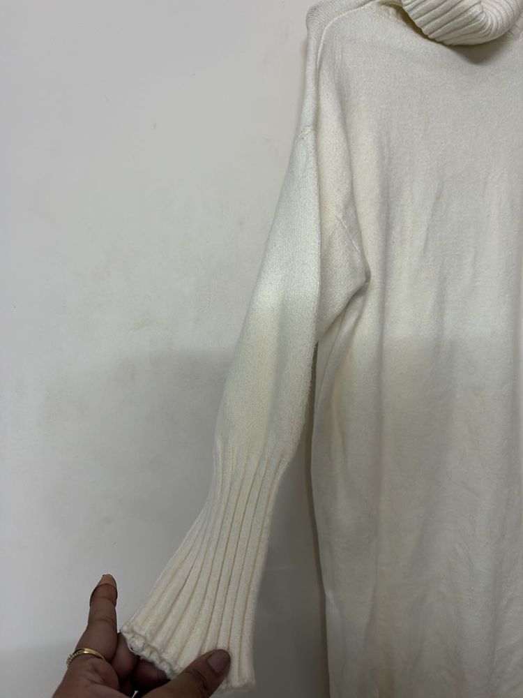 Cozy White Turtleneck Sweater