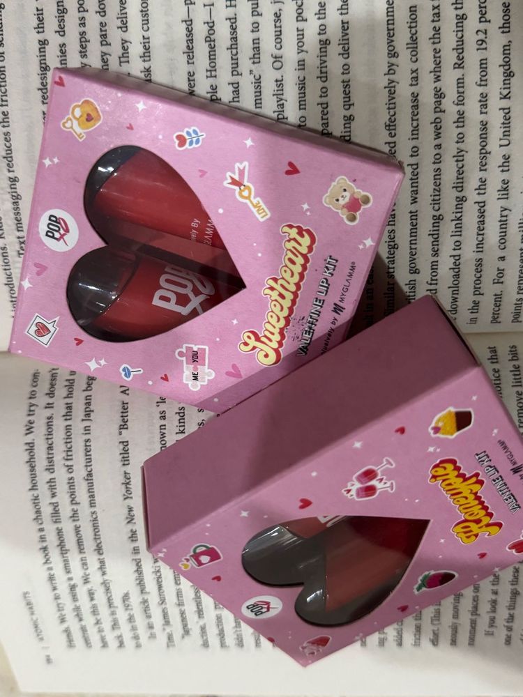 ❤️4 Heart Lipsticks❤️