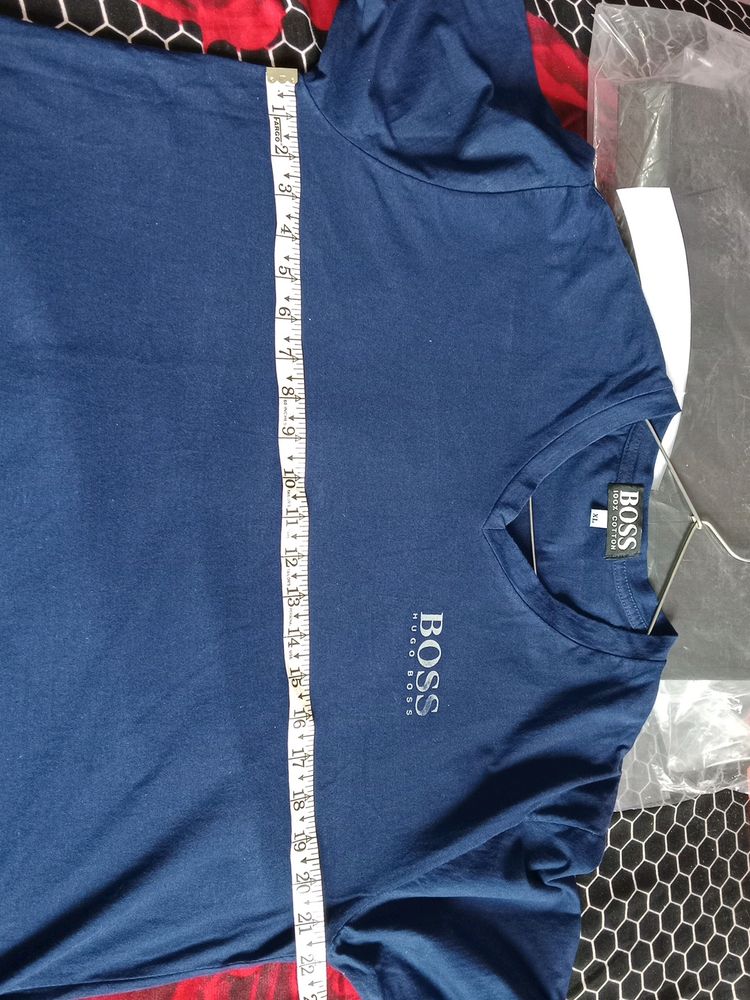 HUGO BOSS Navy Blue Men&#39;s Tshirt