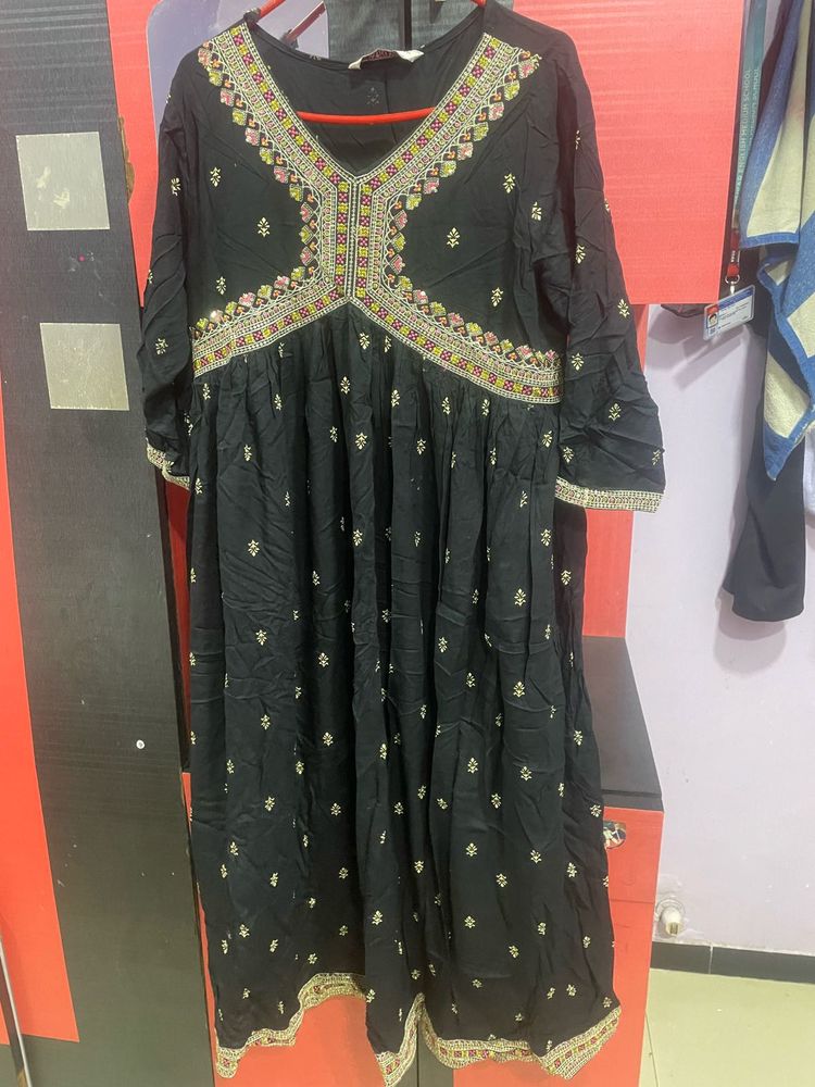 Embroidered Black Kurta