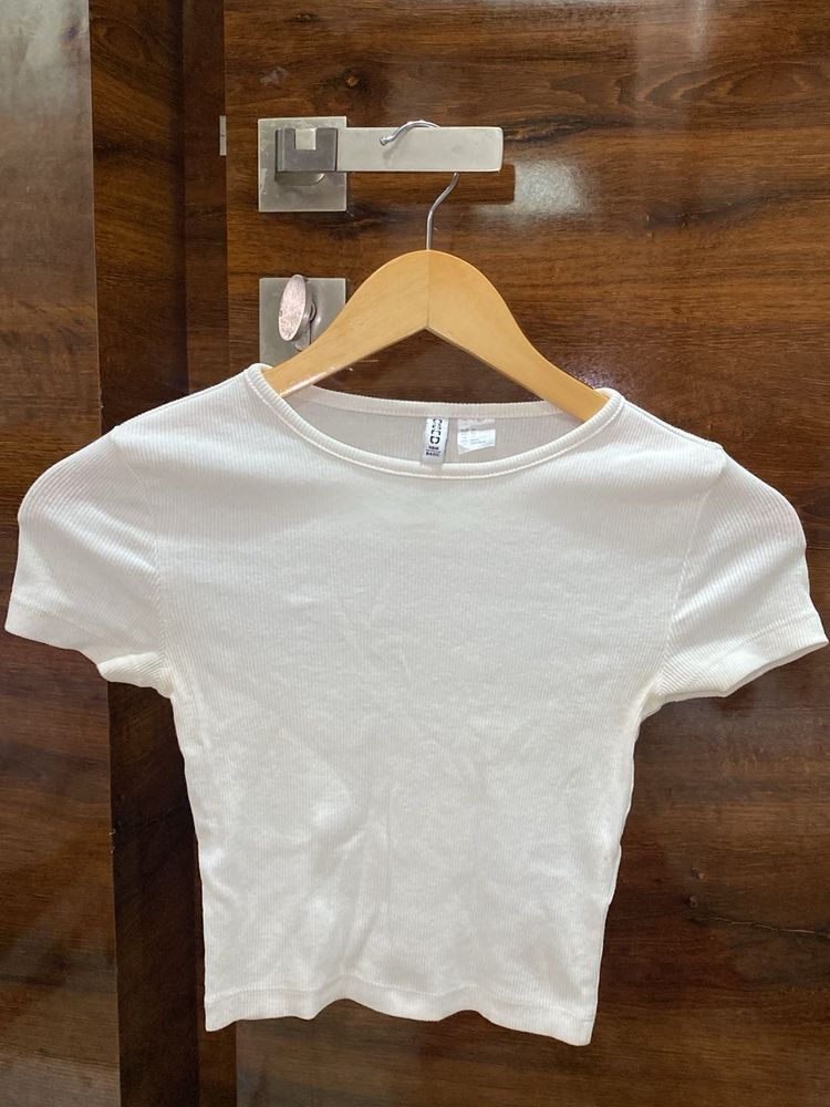 H&amp;M White Croptop Women