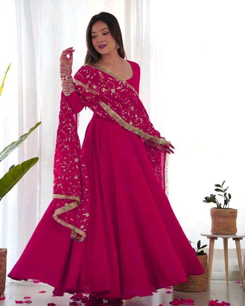 New Stayle Beautiful Women Gown With Dupatta Dress