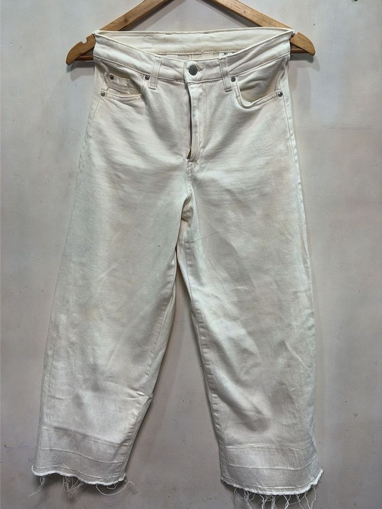 White Cropped Jeans