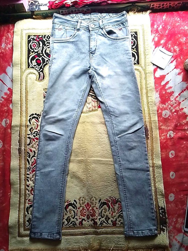 Jeans And Pants For Boys
