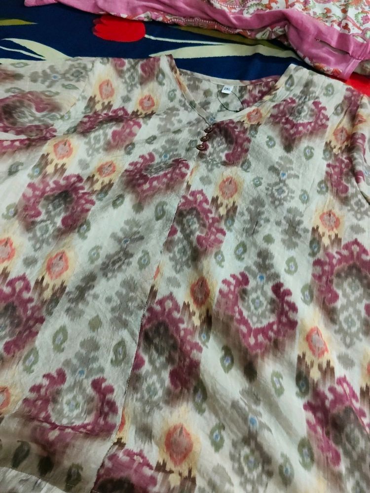 This Beautiful Top Size Is Xl