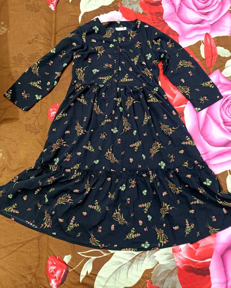 Elegant Floral Print Black Dress
