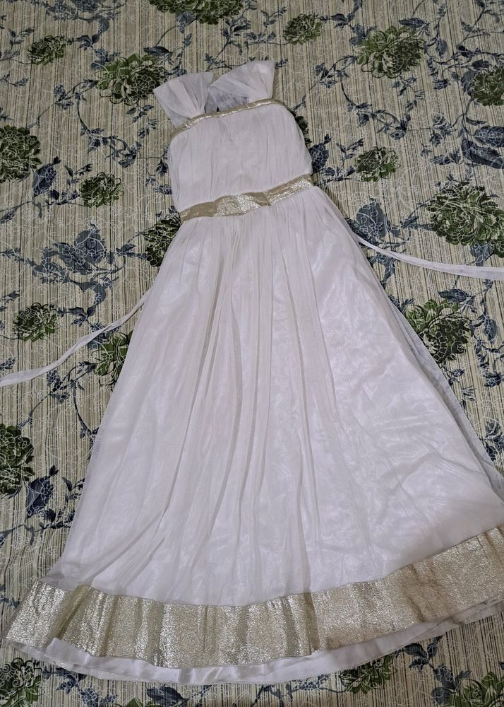 White Gown For 12 To 13 Years Girls