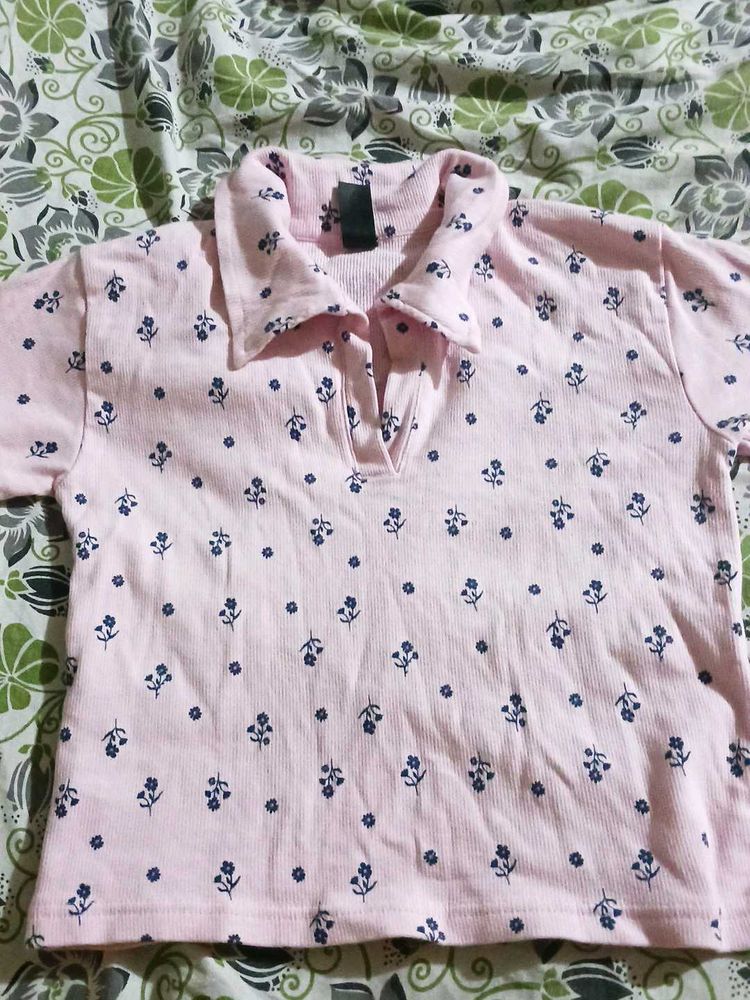 Pink Floral Collared Crop Top