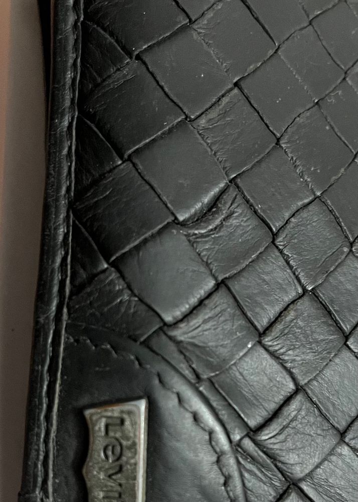 Levi’s Men Black Wallet