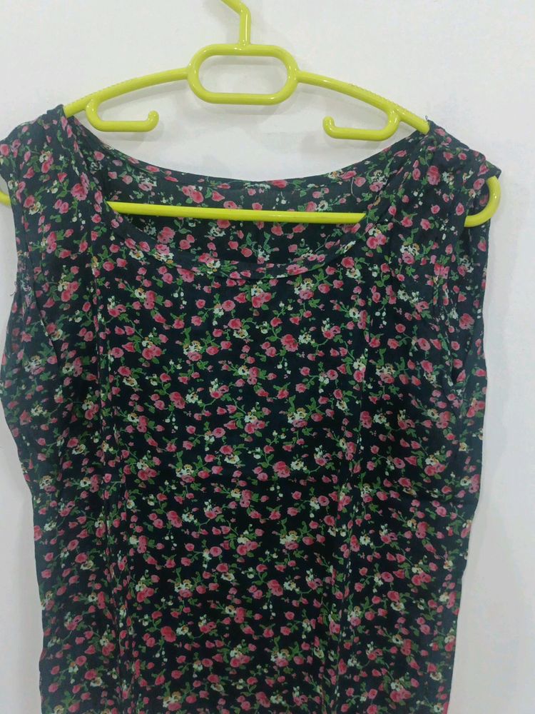 Women Crop Top