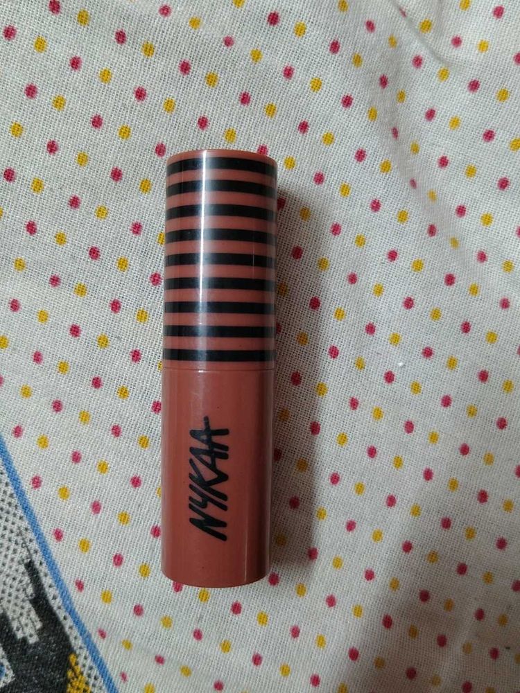 Nykaa Bar lipstick - Deja Nude