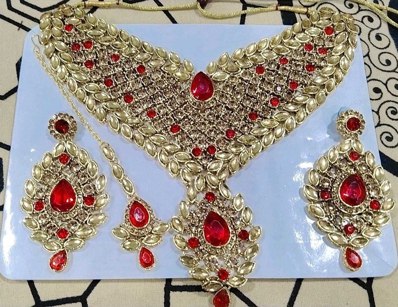 Golden Red Necklace Set