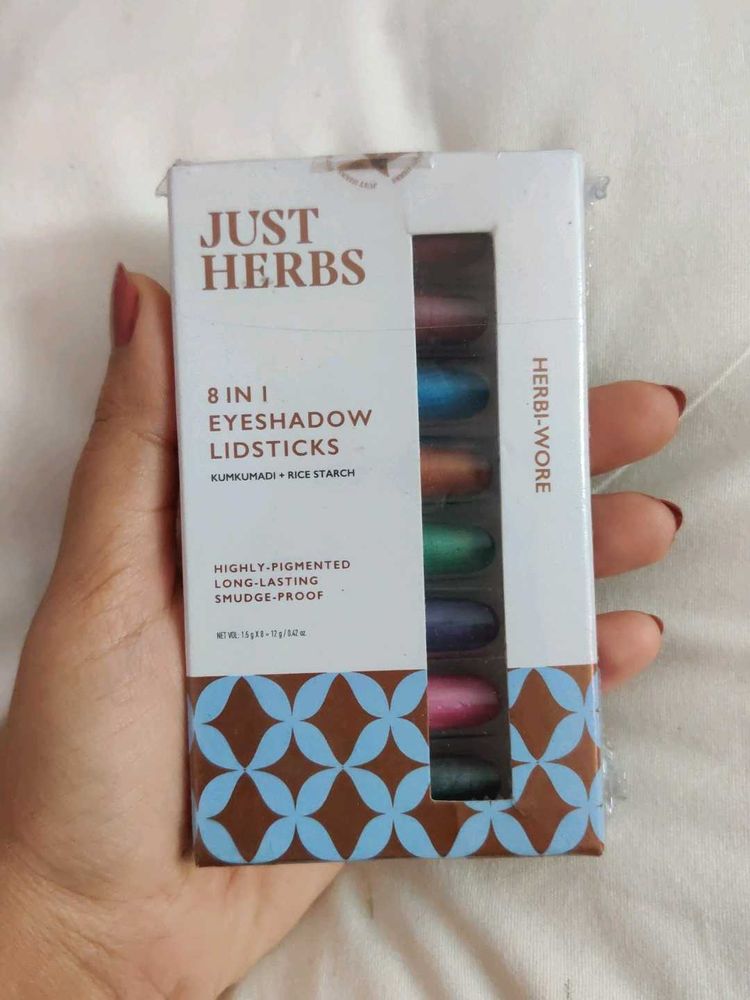 8 In 1 Smudge Proof Eyeshadow Lipsticks