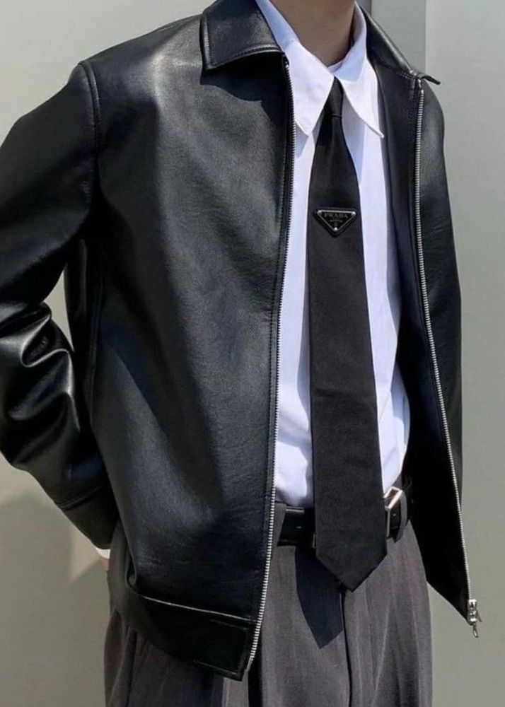 Iconic Stylish Zip Collar Black Leather Jacket 🧥