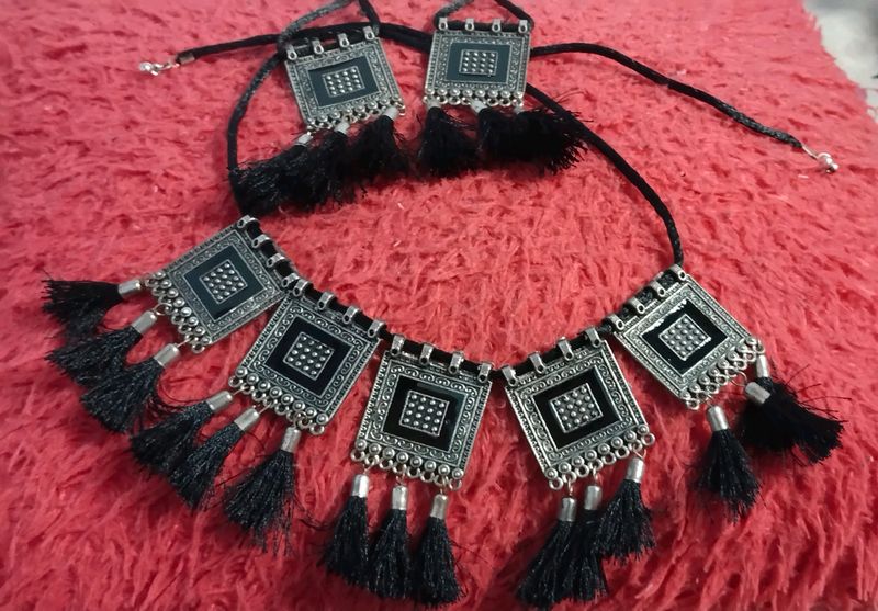 Necklace Set