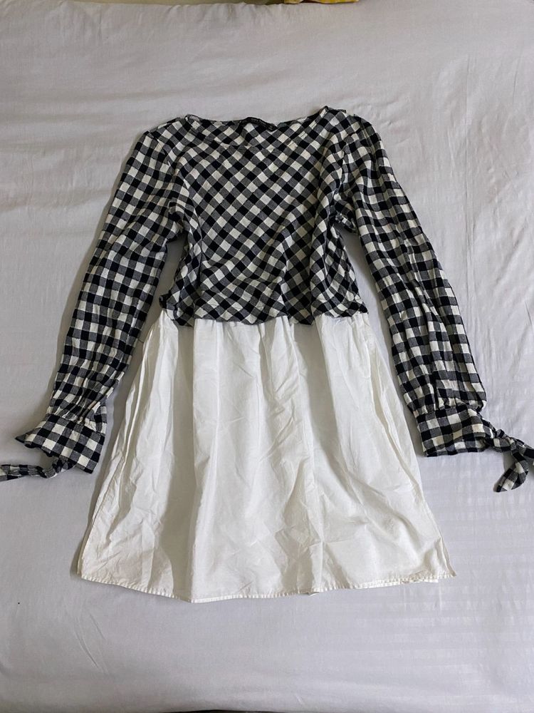 Zara Checkered Long Sleeve Slit Dress Fits S-M