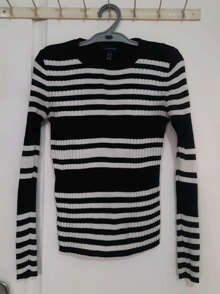 Wool Black And White Top