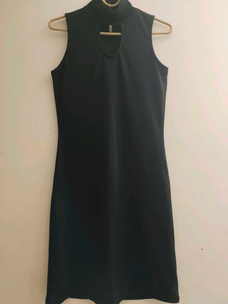 Black Bodycon Dress
