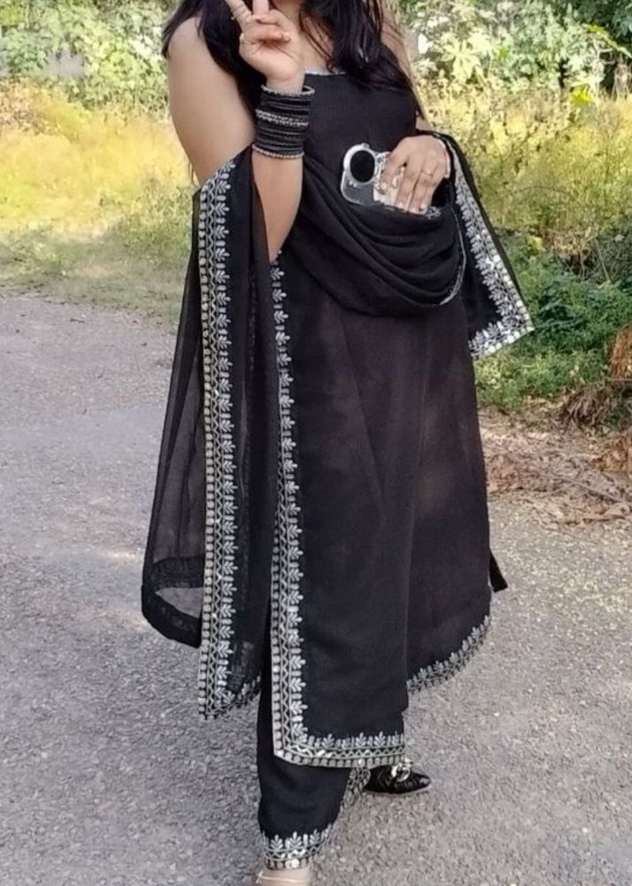 Black Naira Cut Suit