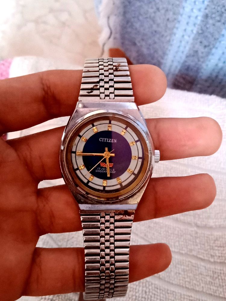 CITIZEN BLUE DAIL RARE WATCH.