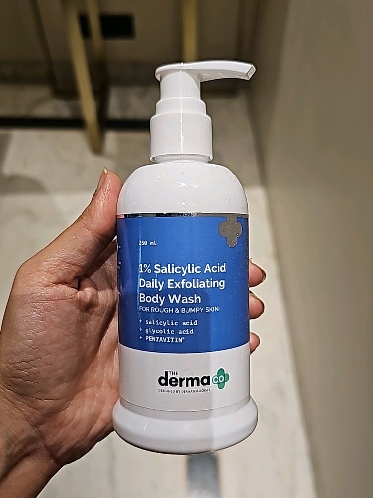 Derma Co 1% Salicylic Acid Body Wash