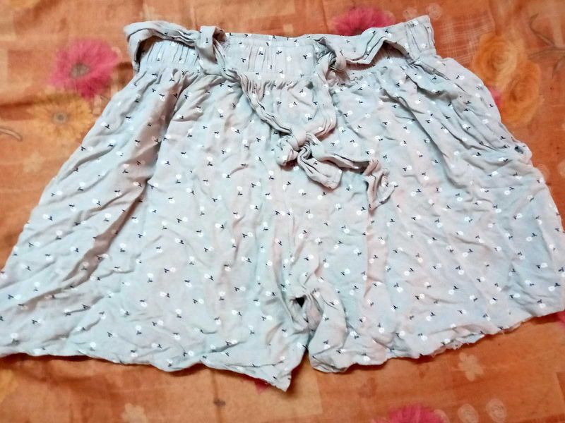 Floral Print Tie-Waist Shorts