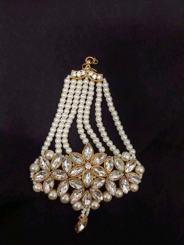 Pearl Hair Accessory